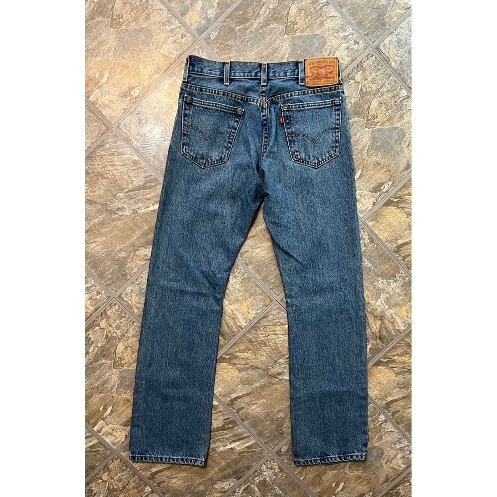Levi's 517 Bootcut Jeans Mens 30x32 Blue Medium Wash Denim - Picture 4 of 9